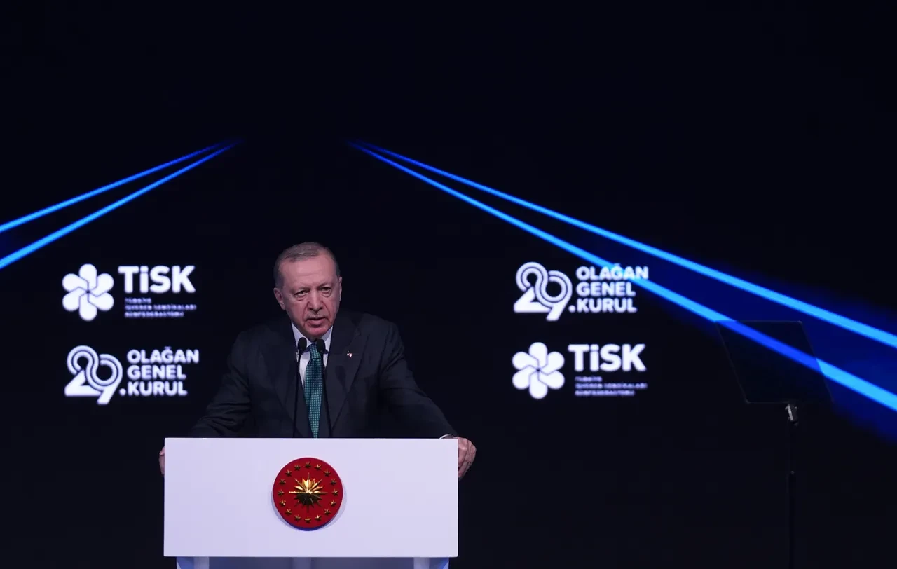 Cumhurbaşkanı Erdoğan'dan asgari ücret mesajı: TİSK elini taşın altına koymalı