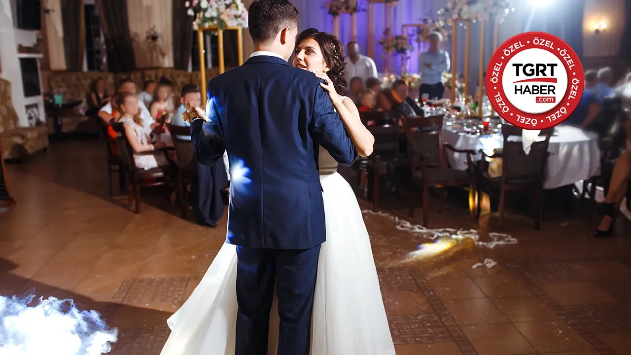 Düğününde şarkı söyleyen çiftten telif istenmişti! MESAM Başkanı Ergül konuya açıklık getirdi: Olayın muhatabı çiftler değil