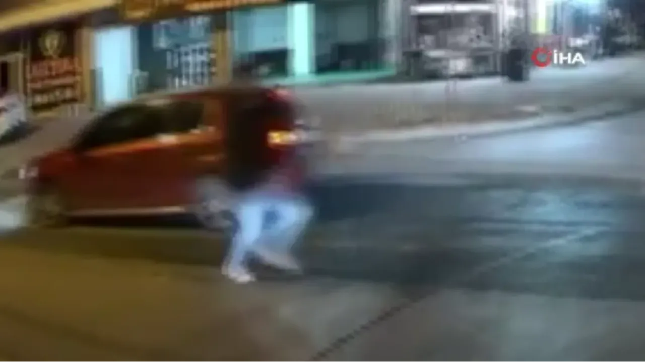 Firari lastiğin peşinden koştu:  O anlar kamerada!