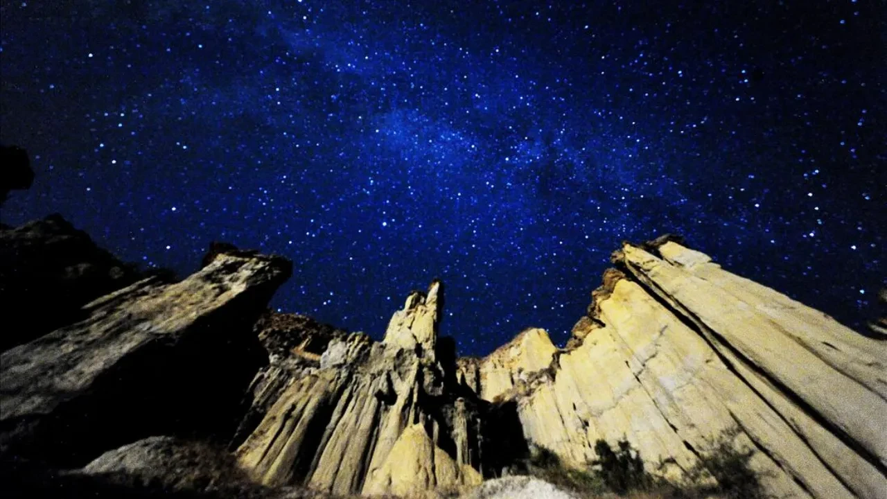 Geminid meteor yağmuru saat kaçta 13 Aralık? İstanbul, Ankara, İzmir, Antalya, Bursa'da meteor yağmuru nereden izlenir?
