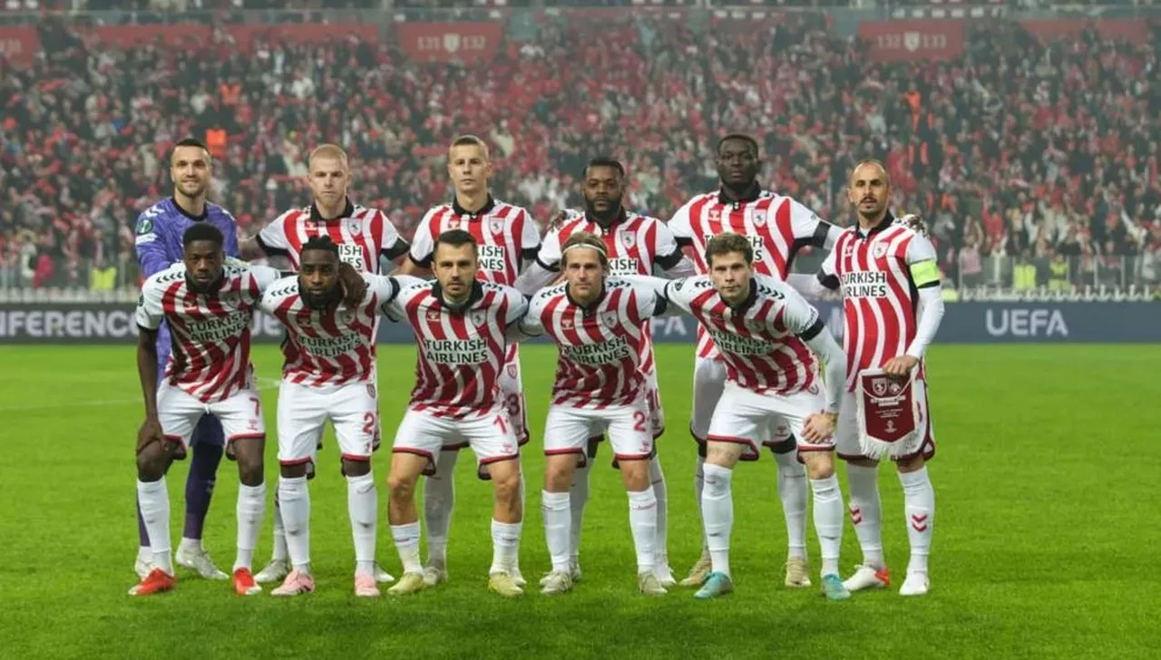 Samsunspor öne geçtiği UEFA Konferans Ligi'nde AEK'ya mağlup oldu