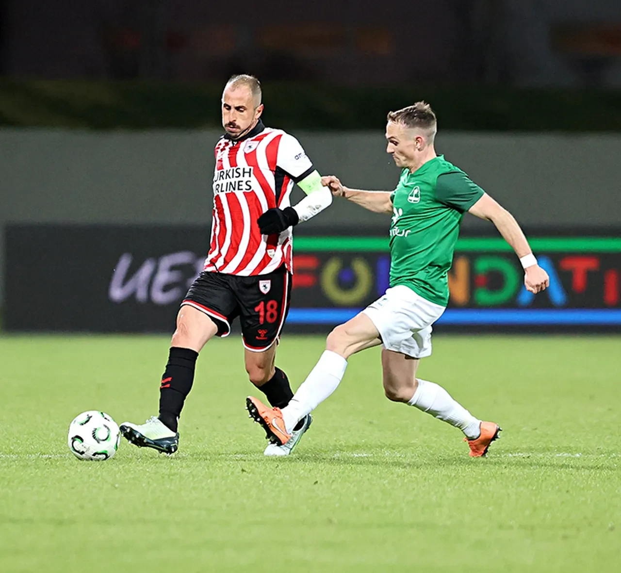 Samsunspor maçı hangi kanalda? AEK maçı canlı yayın ile ekranlara gelecek