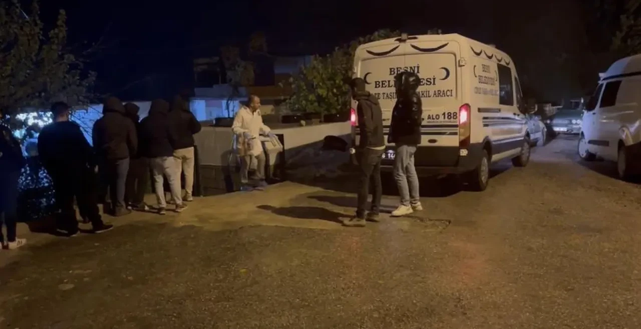 Adıyaman'da çifte cinayet! Eşini ve bacanağını öldürüp kaçtı