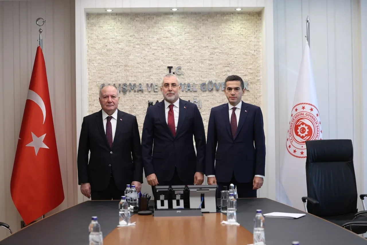 Asgari Ücret Komisyonu ilk toplantısı sona erdi! TÜRK-İŞ masaya oturmadı