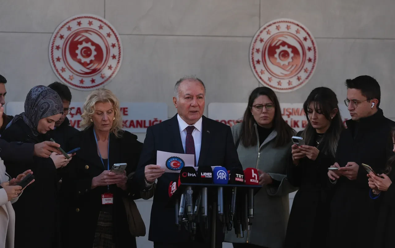 Asgari Ücret Komisyonu ilk toplantısı sona erdi! TÜRK-İŞ masaya oturmadı