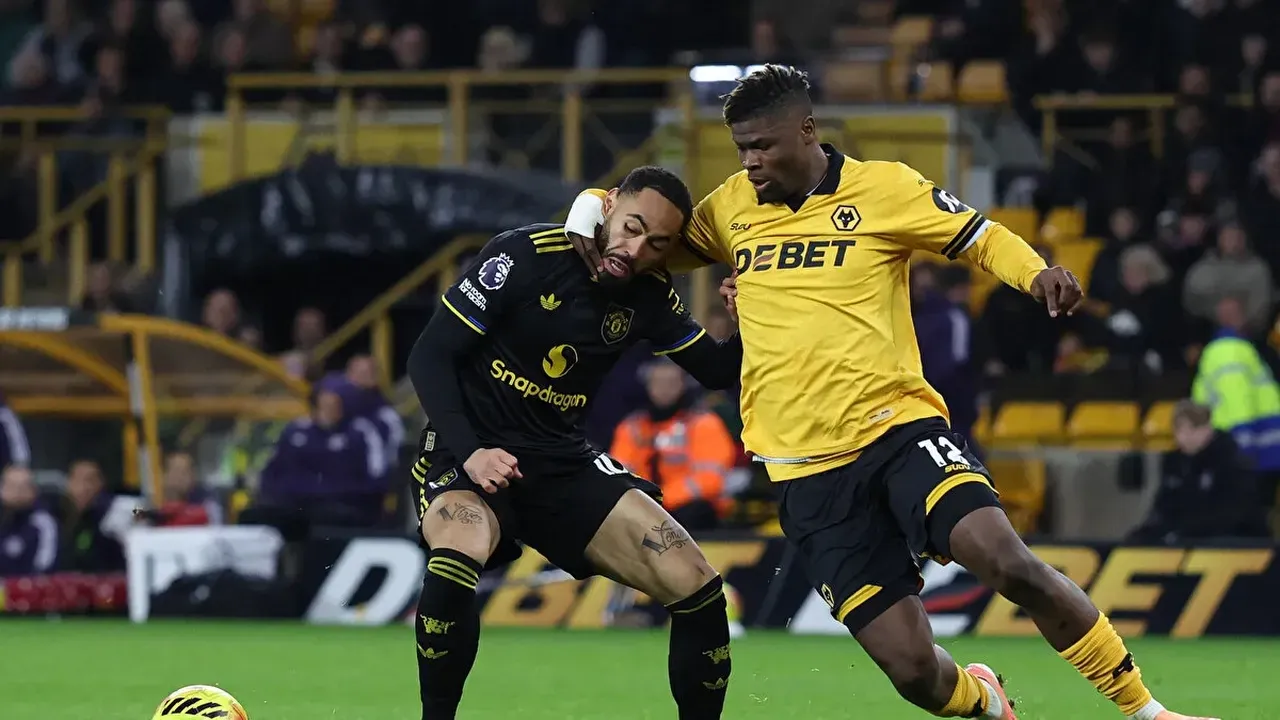 Beşiktaş'a yıldız oyuncudan olumlu dönüş! Stoper transferinde listenin başında