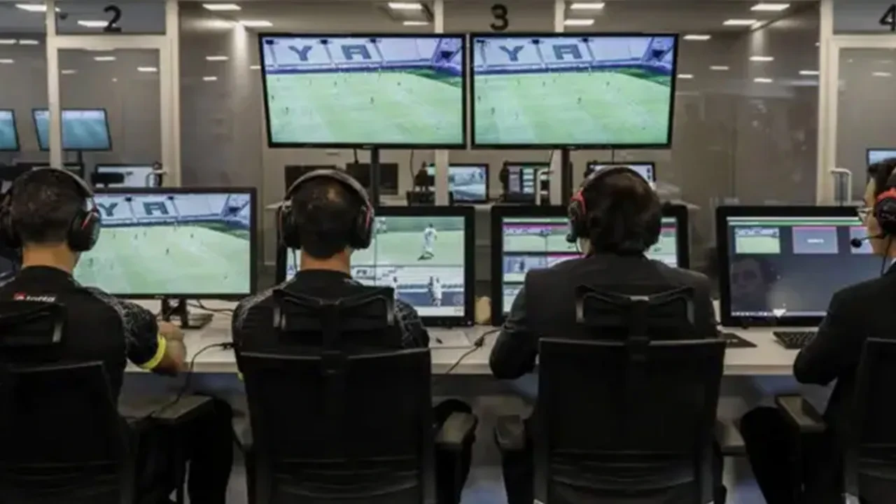 Antalyaspor - Galatasaray maçının VAR hakemi belli oldu