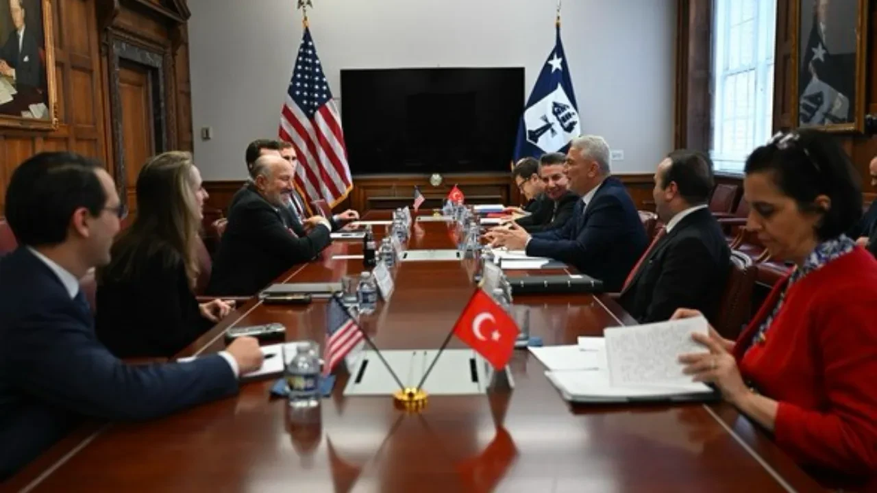 Bakan Bolat, ABD Ticaret Bakanı Lutnick ile bir araya geldi