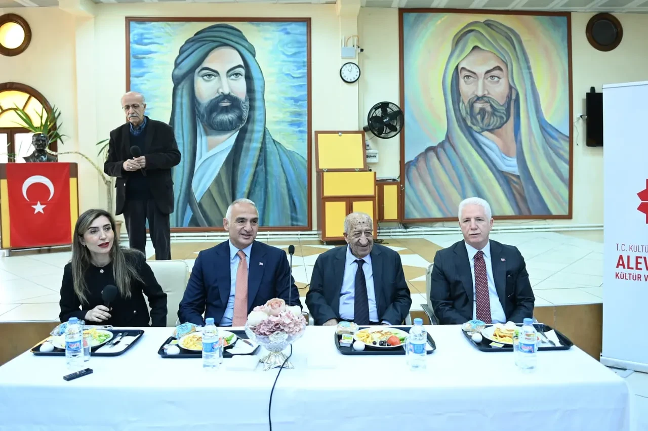Bakan Ersoy müjdeyi verdi! Çalışma başlıyor: Cemevleri artık imar planlarına işlenecek