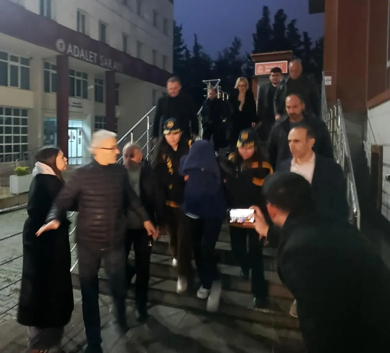Ferdi Aydın'dan Güllü'nün tutuklanan kızı Tuğyan Ülkem Gülter'le ilgili ses getirecek sözler: Annesini öldürmek için kiralık katil aradı