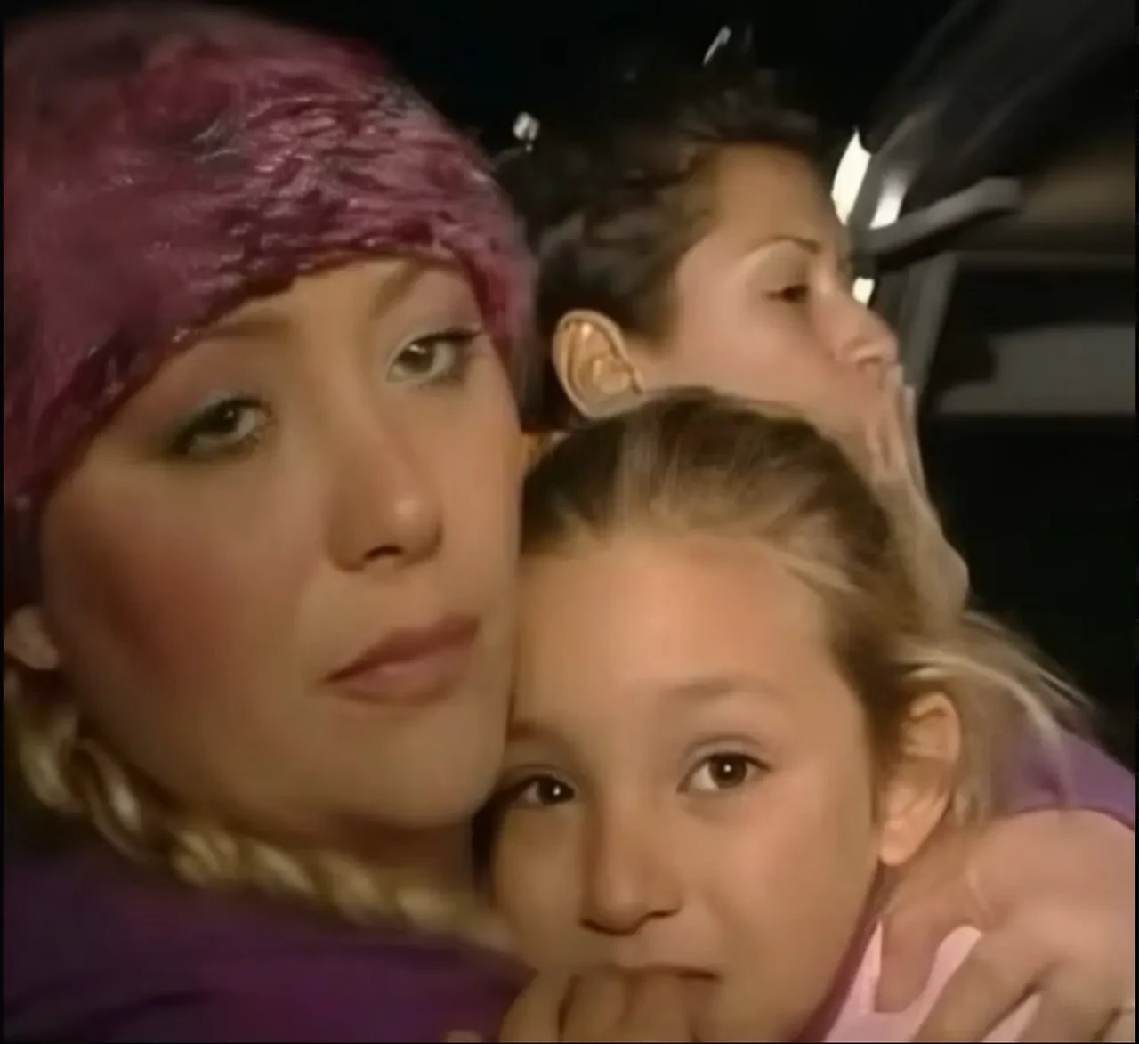 Güllü ve kızı Tuğyan Ülkem Gülter'in yıllar önceki görüntüleri ortaya çıktı! Anne kızın diyaloğu gözleri doldurdu