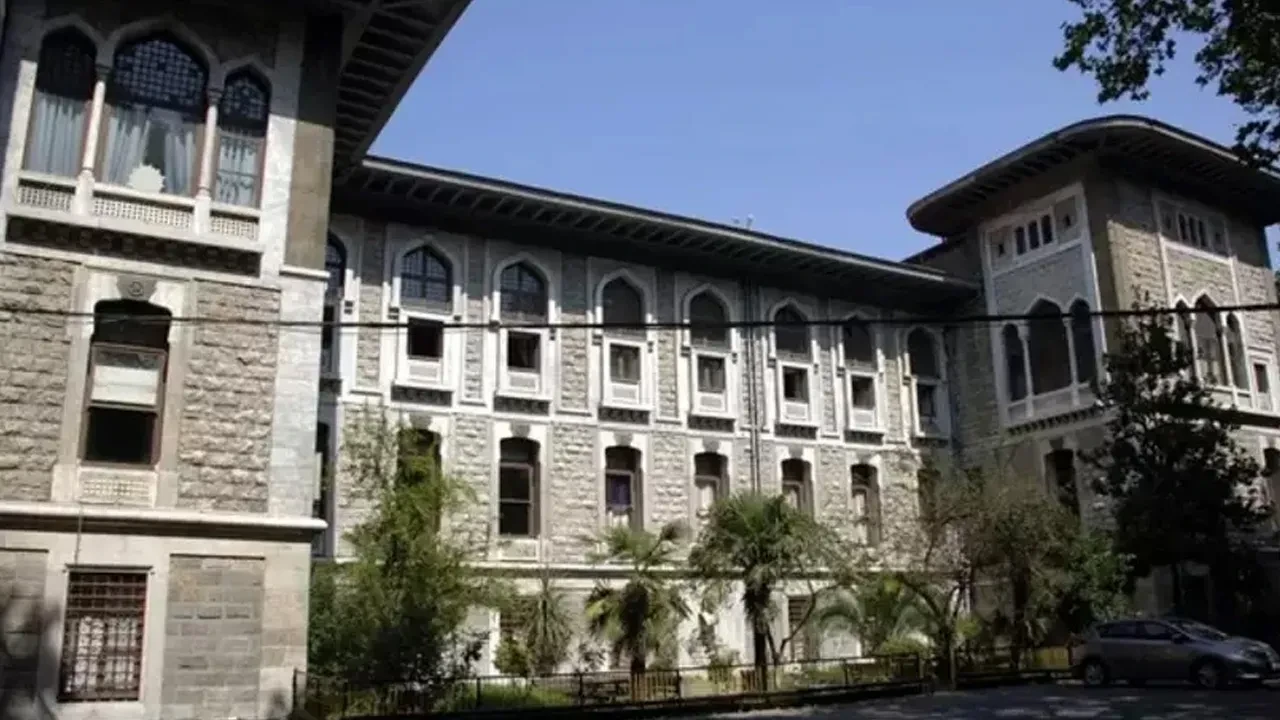 İstanbul Erkek Lisesi'ndeki akran zorbalığı! Skandalın detayları kan dondurdu