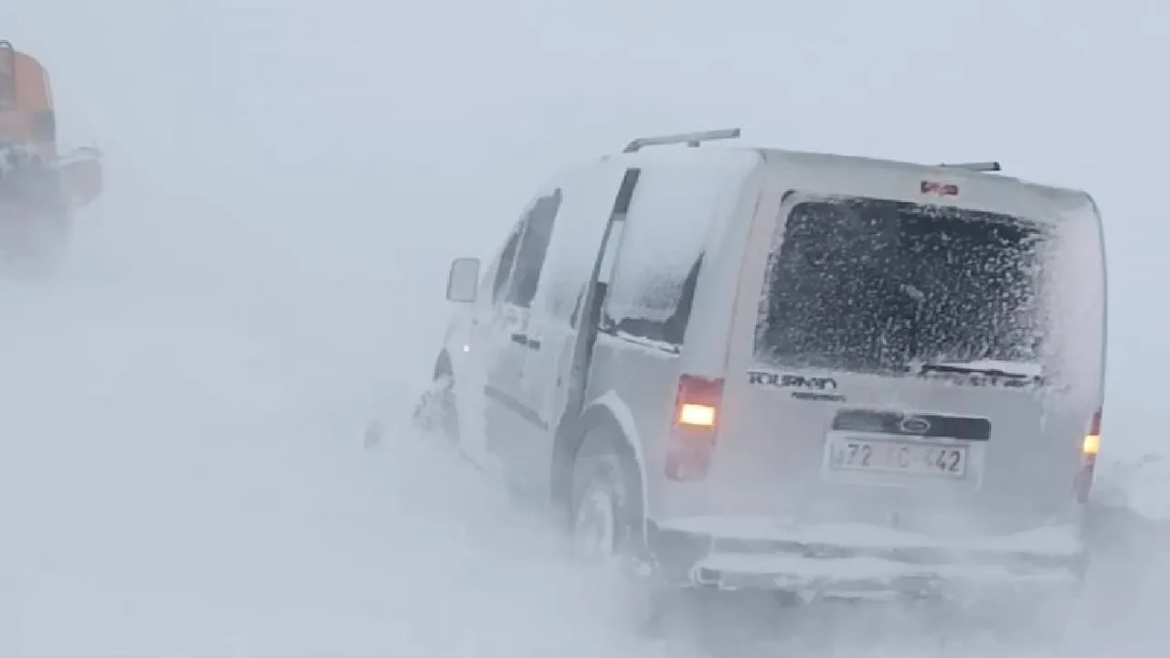 15 Aralık Erzurum’da kar tatili var mı yarın okullar tatil olacak mı?