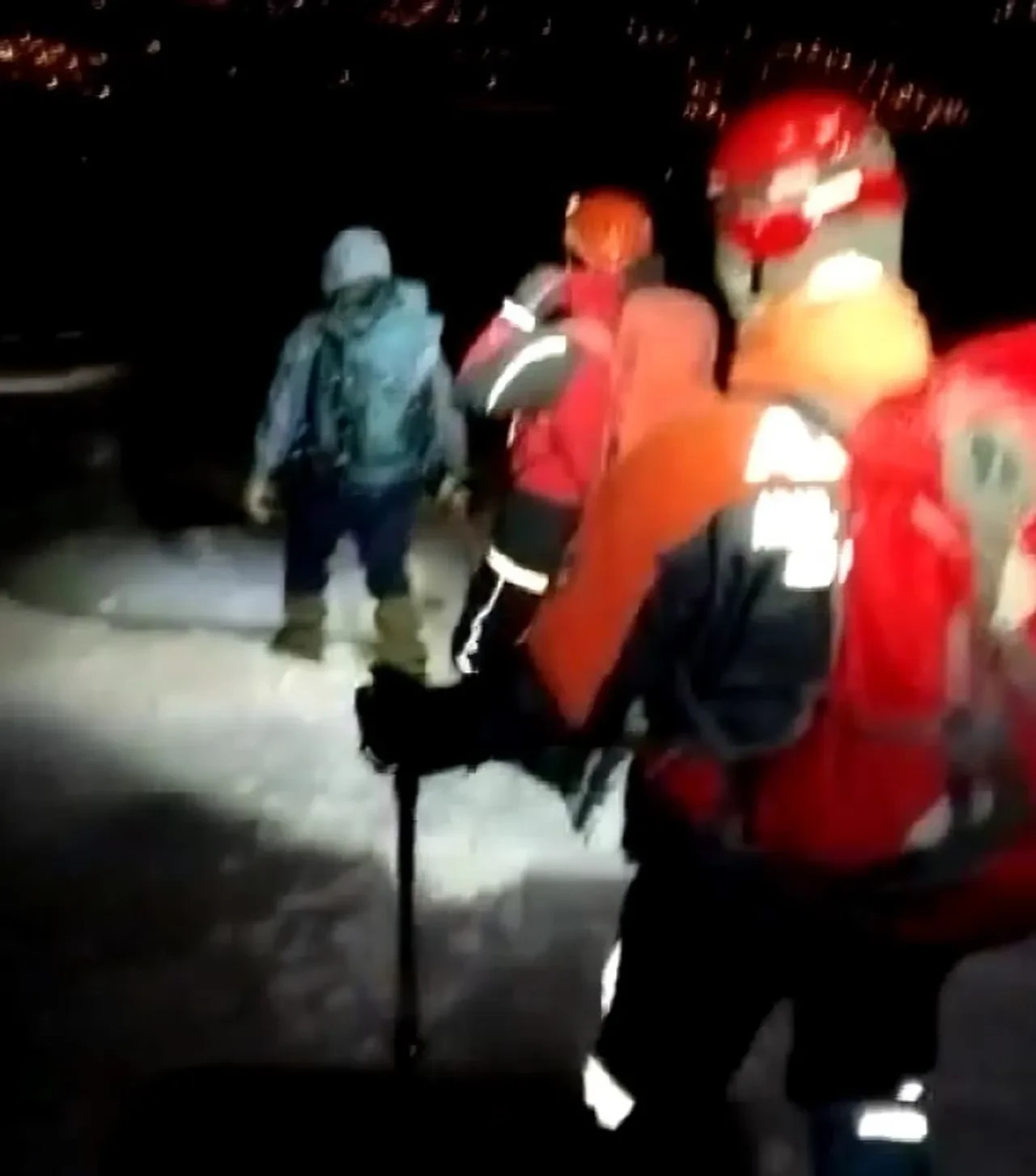 Aksaray'daki Hasan Dağı'na tırmanan 2 üniversite öğrencisi mahsur kaldı