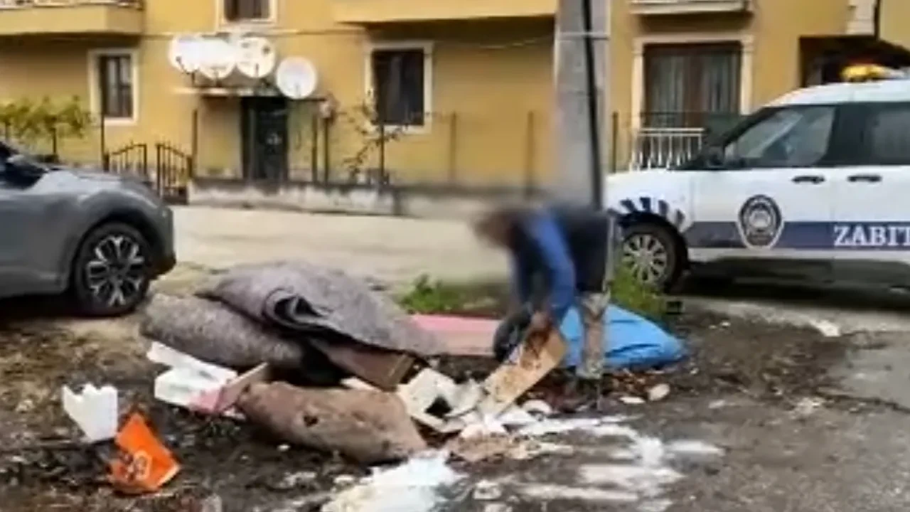 Bu şehirde yere çöp atan yandı! Hem para cezası kestiler hem de çöpleri toplattılar