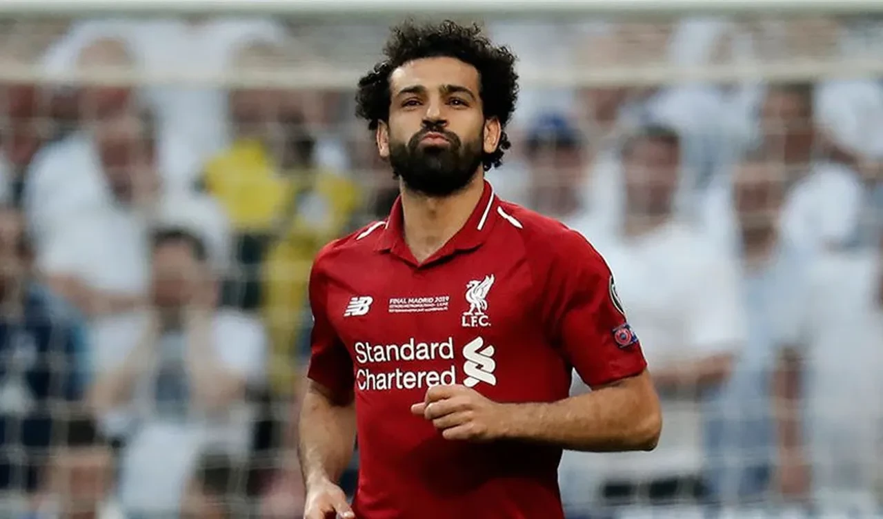 Galatasaray ikileme son noktayı koydu! Yıldız transfer için yer yerinden oynayacak