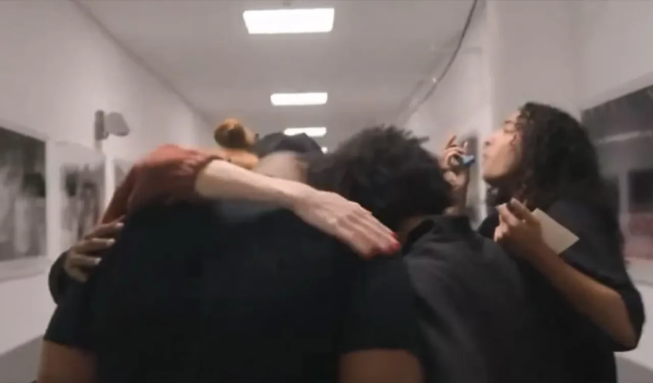 Taylor Swift’ten turne ekibine dudak uçuklatan jest! Zarfını açan şoke oldu