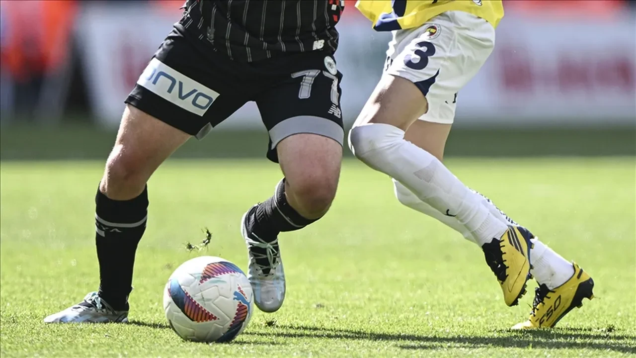 Fenerbahçe Konyaspor CANLI nereden izlenir? Maç başlıyor