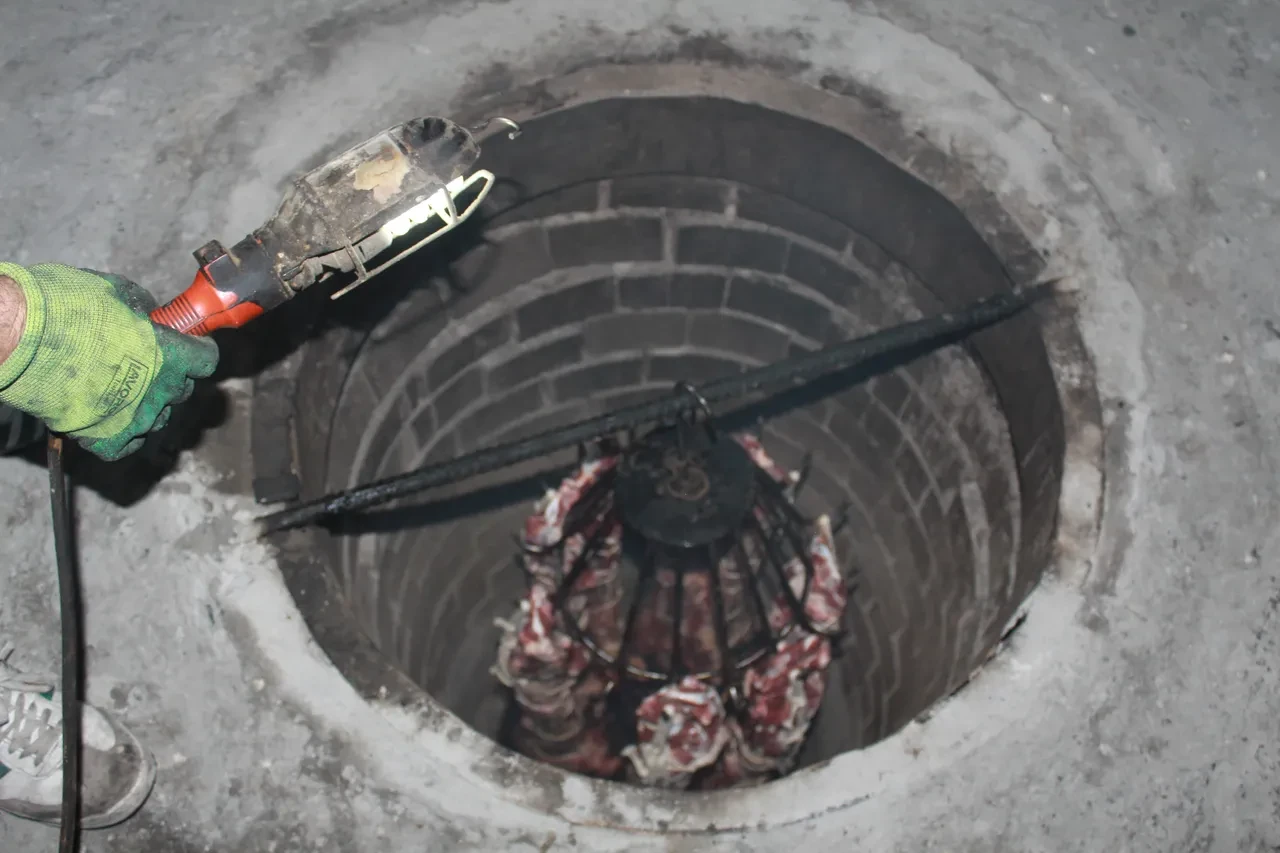 Günlük 1 tona yakın tüketiliyor! Siirt'in patentli yemeği Büryan Kebabı lezzetiyle damak çatlatıyor