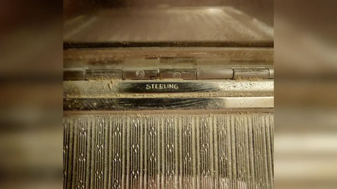 İkinci el dükkanından çok ucuza aldı, bir detay değerini katladıkça katladı