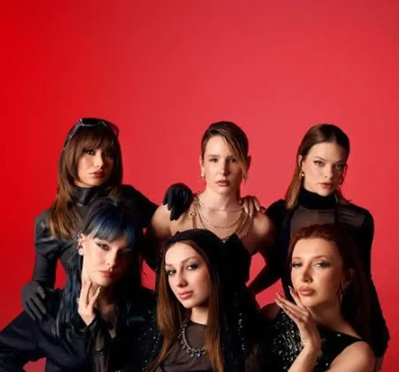 Manifest grubu üyelerine hapis cezası