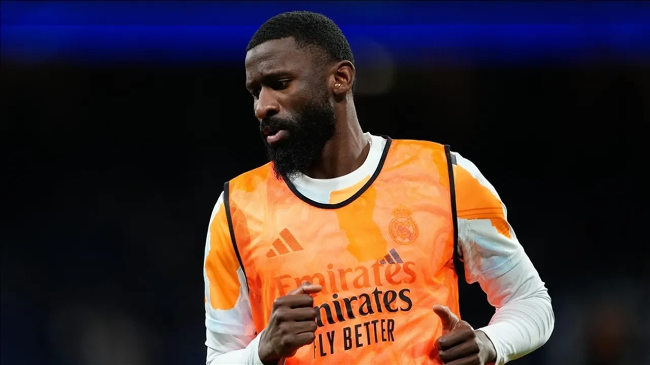 Real'in yıldızına resmi teklif: Galatasaray transferde büyük oynuyor!