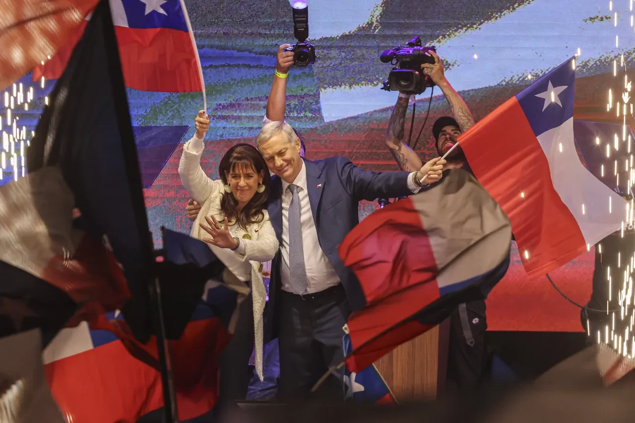 Şili'de başkanlık seçimini aşırı sağcı Jose Antonio Kast kazandı