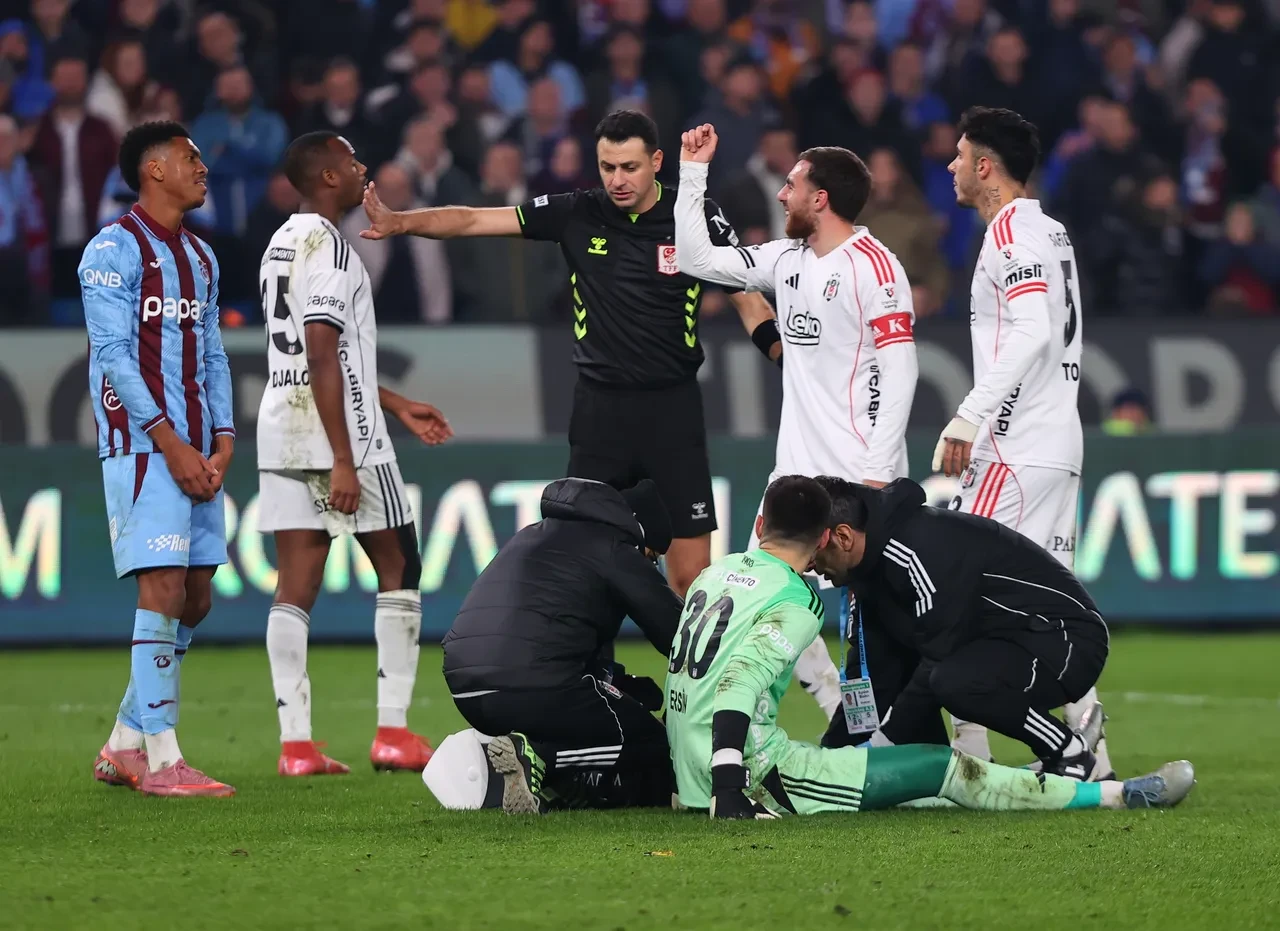 Trabzonspor'dan Beşiktaş'a hakem tepkisi: Herkes haddini bilsin