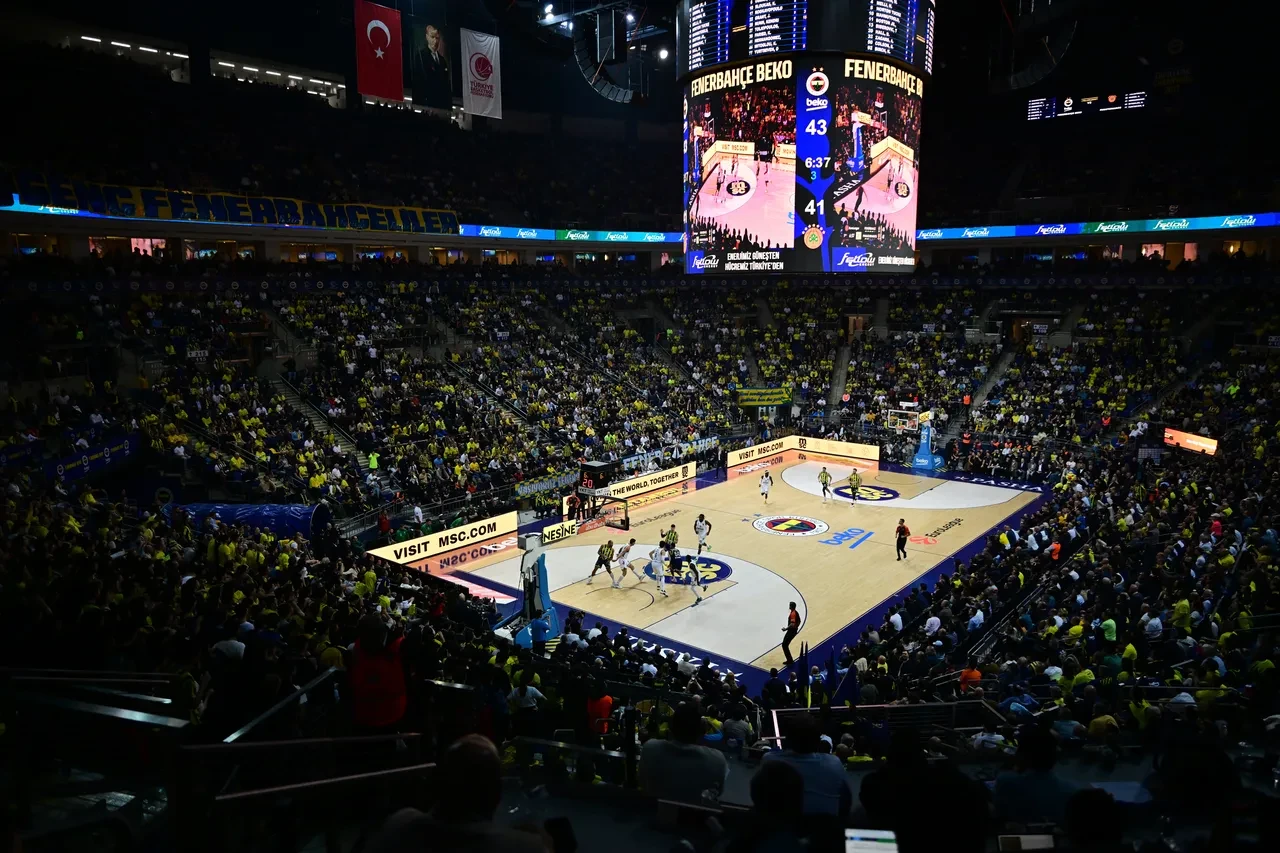 Fenerbahçe Panathinaikos maç skoru kaç kaç? Son periyotta yıkıldı