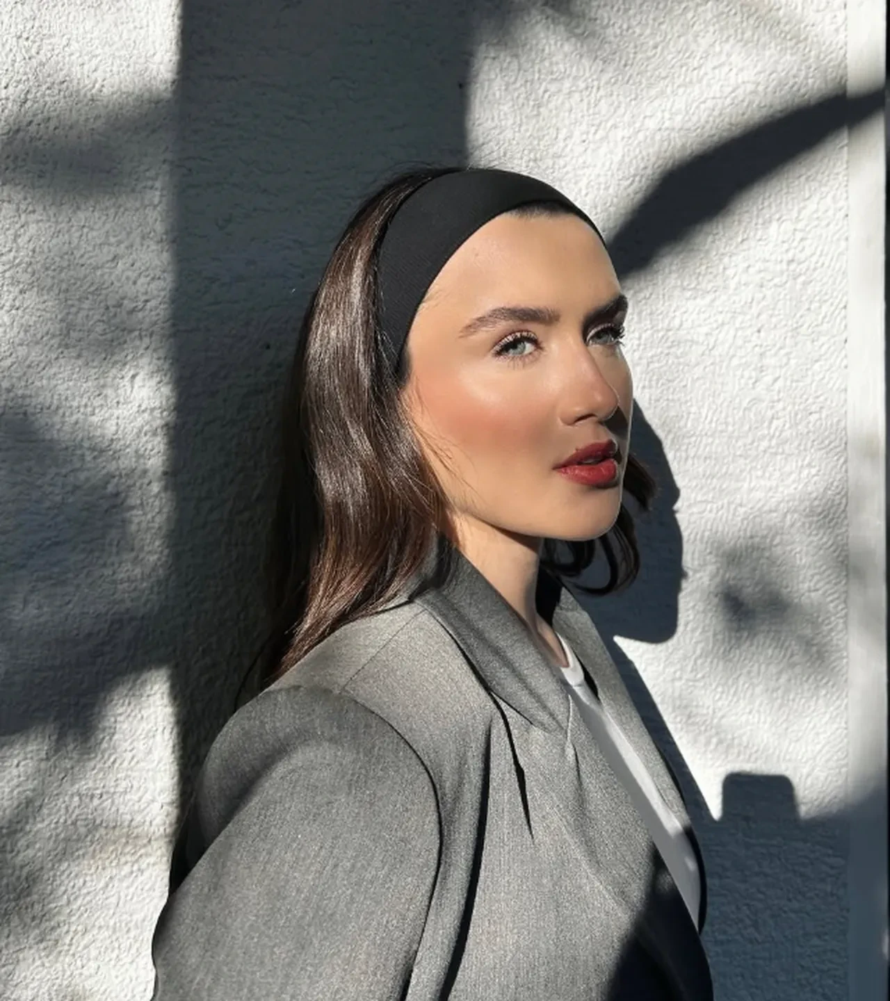 Gonca Vuslateri ve Nurgül Yeşilçay'lı diziye Cemre Arda katıldı