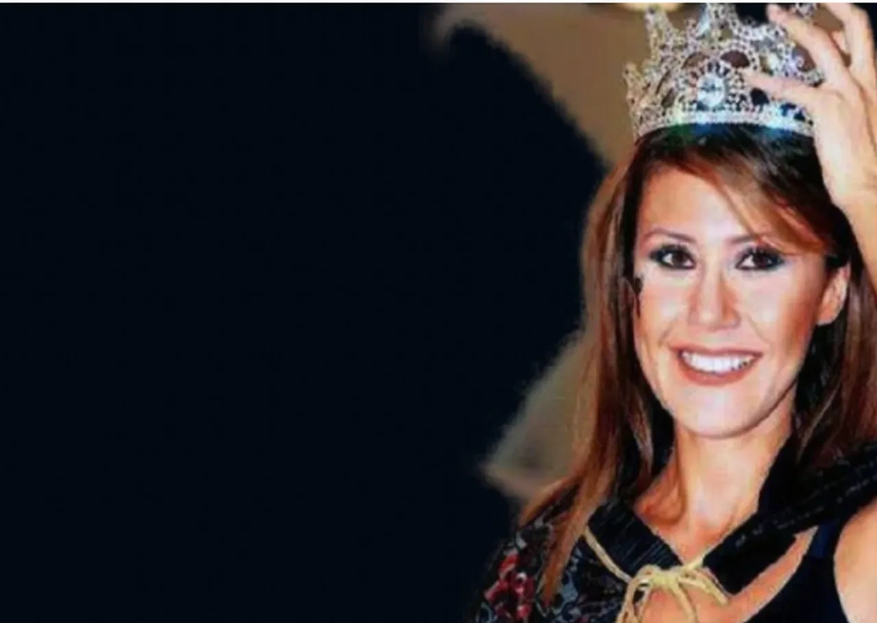 Mankenler Kraliçesi Aslı Baş davasında yeni gelişme! Silinen mesajlar için harekete geçildi