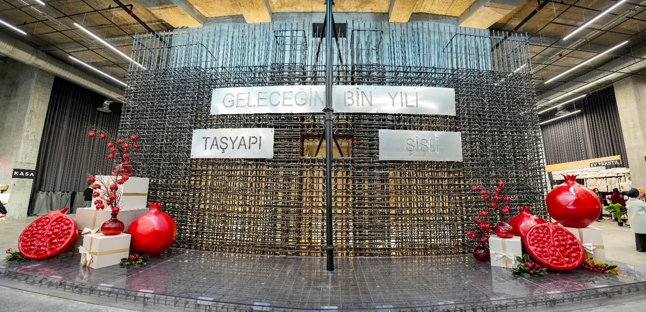 Şişli dayanışmanın merkez üssü oldu! Artsın Eksilmesin Dönüşüm Pazarı'nın açılışını Emine Erdoğan gerçekleştirdi