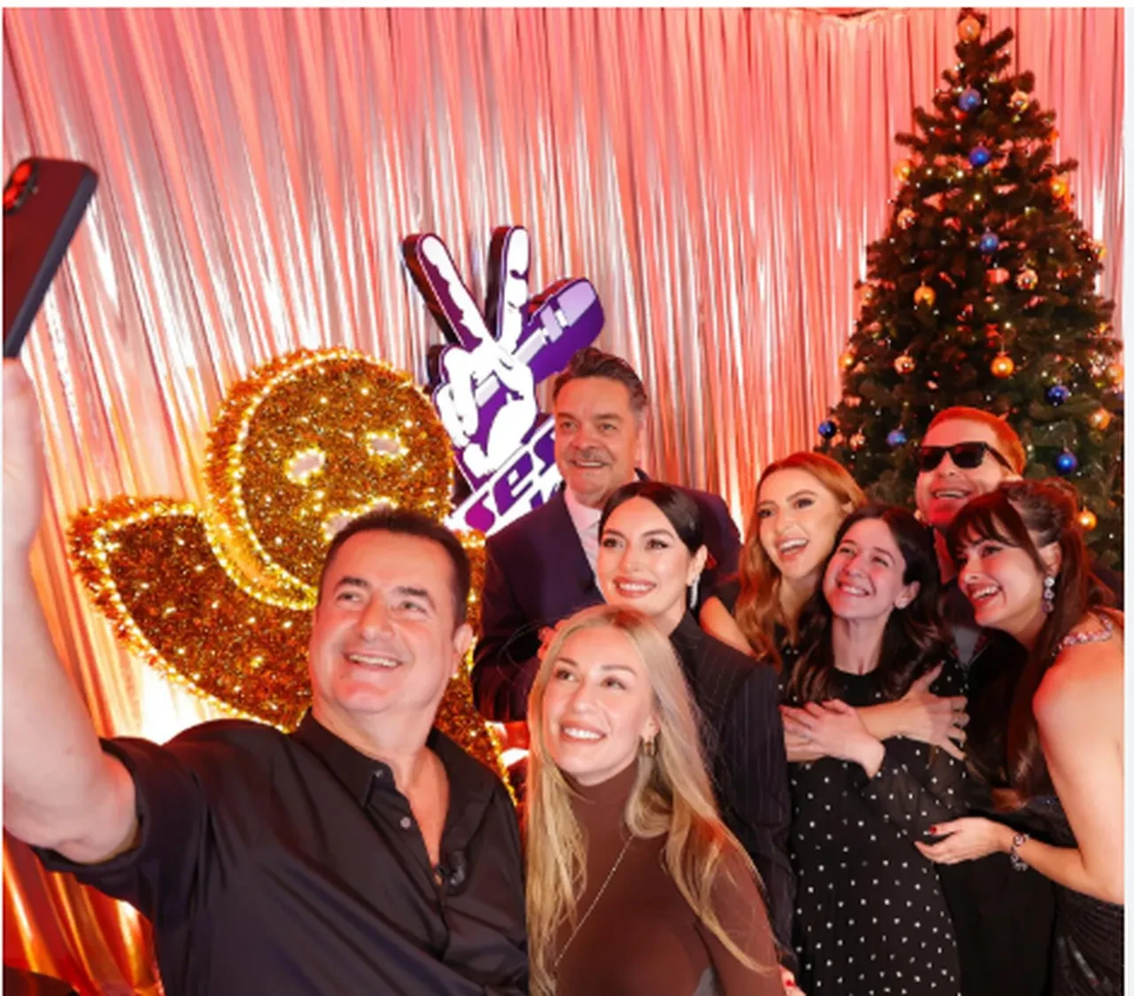 Taşacak Bu Deniz hayranlarına müjde! Ava Yaman ve Burak Yörük O Ses Türkiye Yılbaşı'nda! 