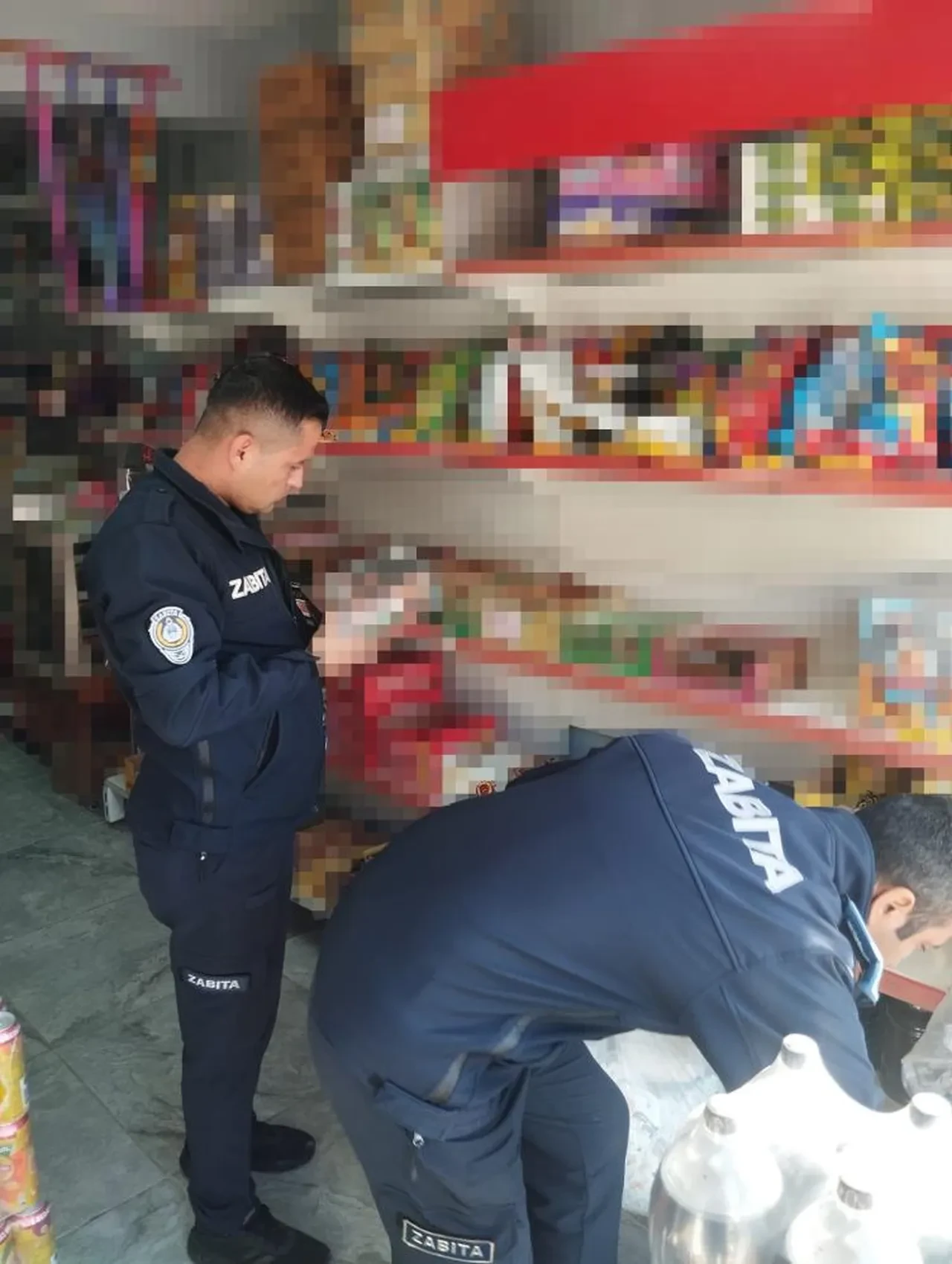 Tatlının sonu acı bitti! Doğum günü çikolatası yiyen öğrenciler hastaneye kaldırıldı