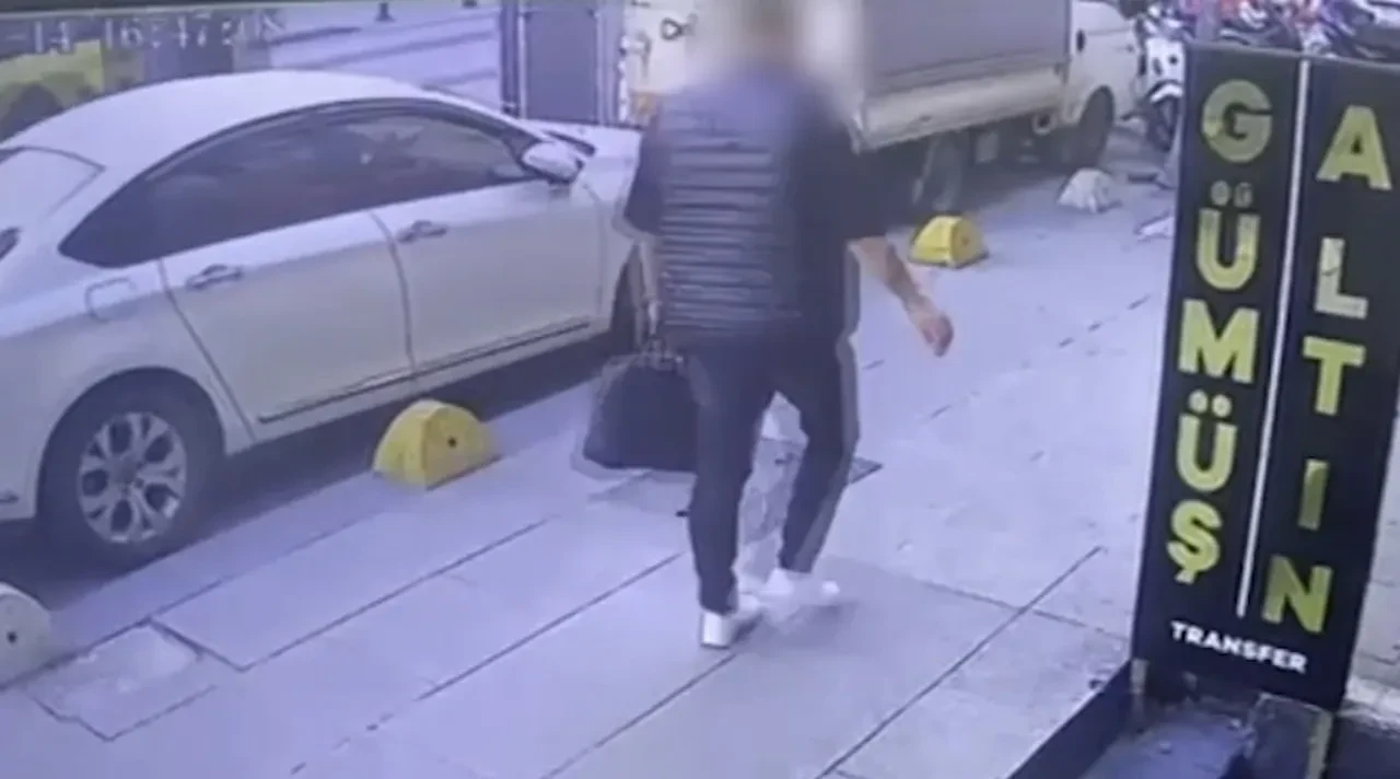 Gazze'ye yardım için et göndermek isteyen iş insanı, 300 bin dolar dolandırıldı! Para dolu çantayla bankadan böyle çıktılar