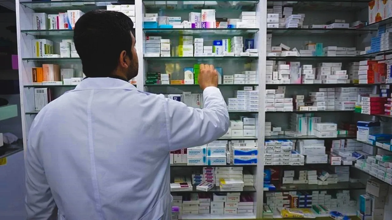 Gereksiz antibiyotik kullanımına son verin! Uzman doktordan ebeveynlere özel bilgiler