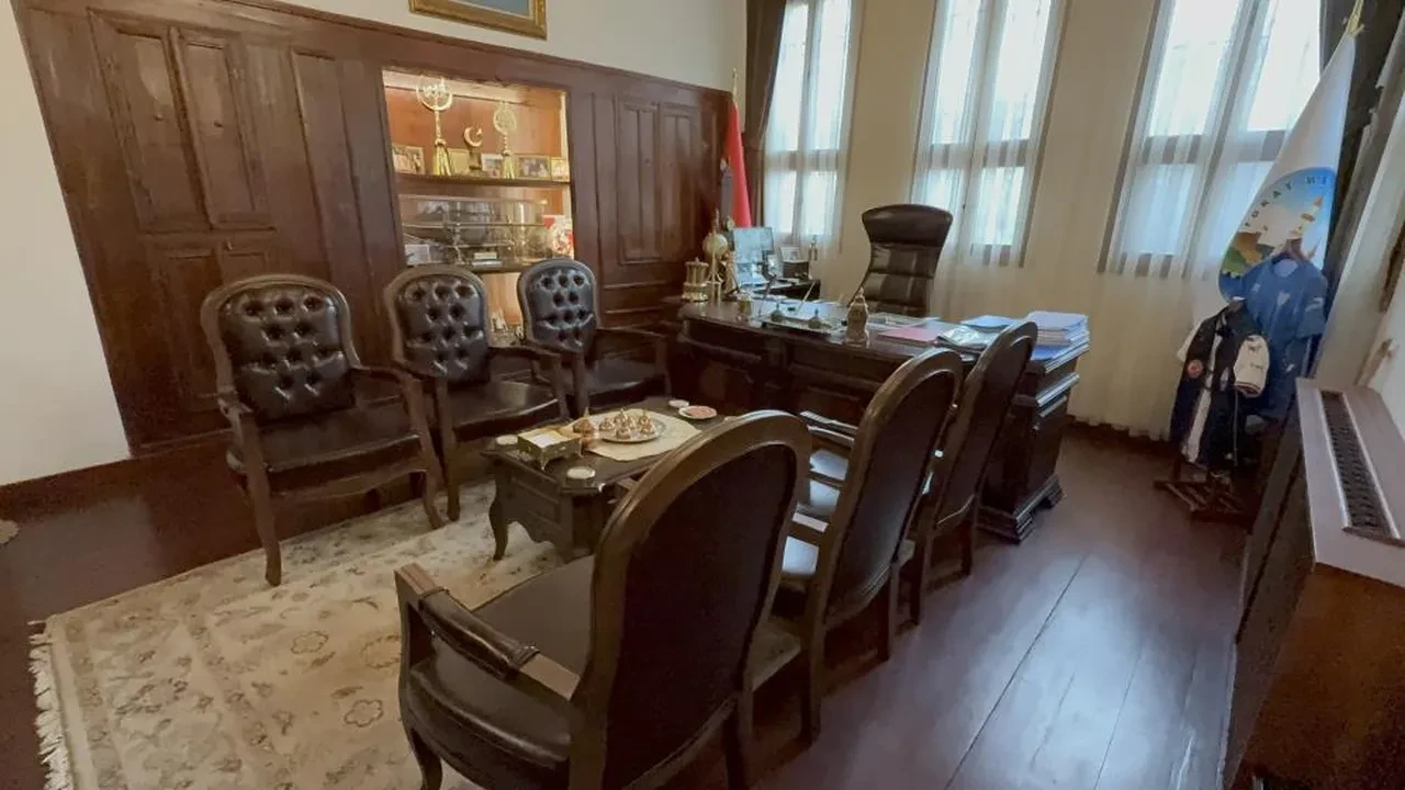 Tokat Belediye Başkanı Mehmet Kemal Yazıcıoğlu’nun makam odasından 'böcek' çıkmıştı! 2 kişi yakalandı