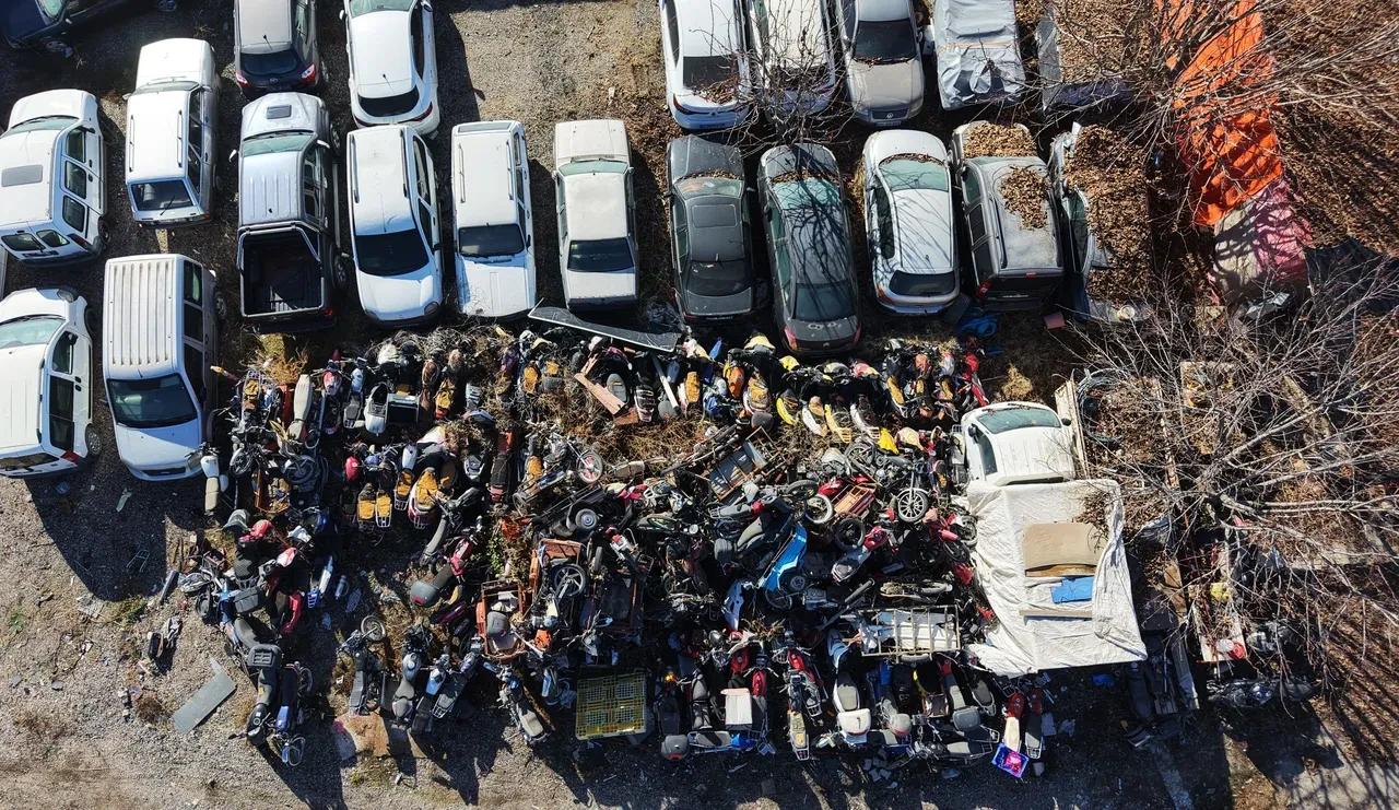 Yediemin otoparkında hayrete düşüren görüntüler! 500 milyon liralık servet çürüyor