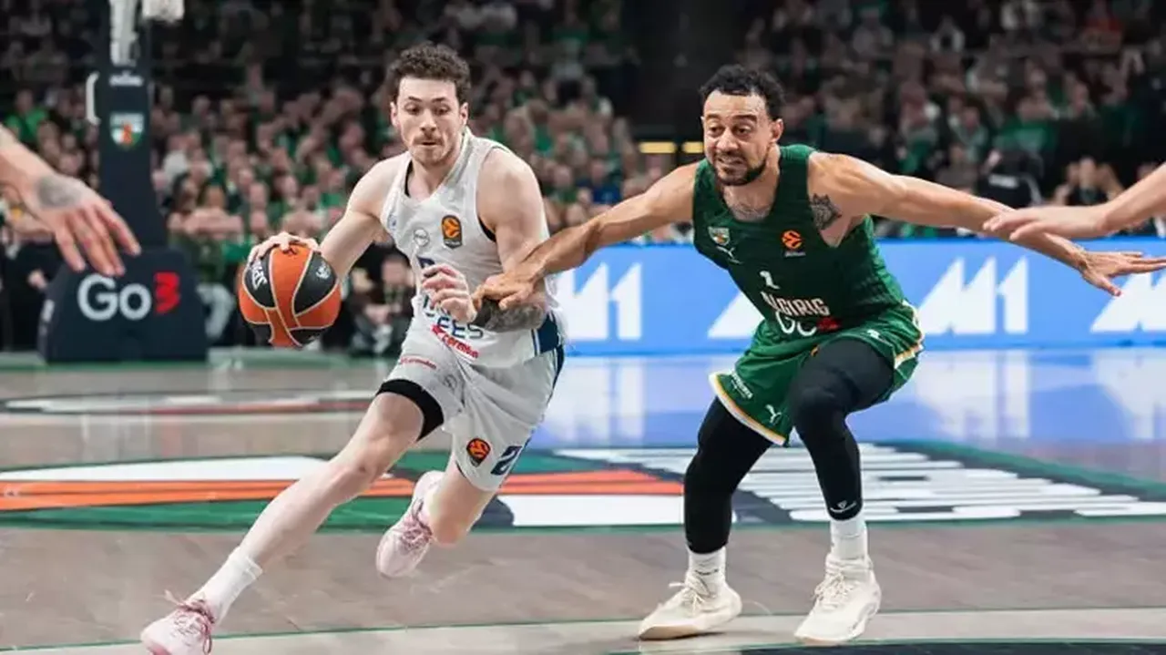 Zalgiris Anadolu Efes maç skoru! Farklı galibiyet nefes oldu
