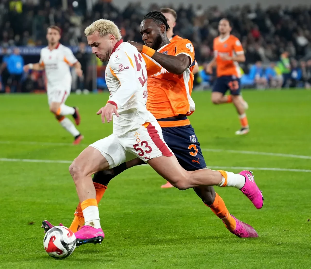 Galatasaray Başakşehir maç kadrosu, muhtemel 11! GS'de 8 futbolcu yok