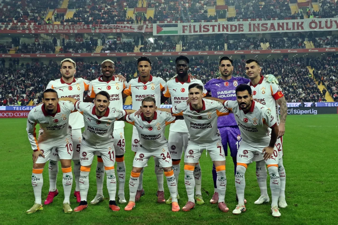 Galatasaray Başakşehir maç kadrosu, muhtemel 11! GS'de 8 futbolcu yok