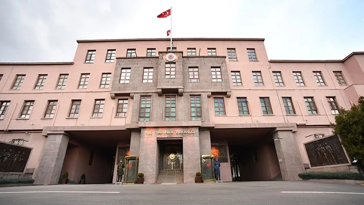 MSB'den 'hava savunma sisteminde zafiyet var' iddialarına cevap