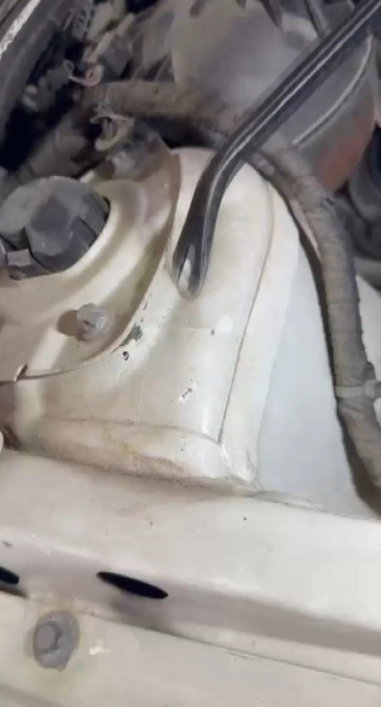 Otomobil almak istedi, hayatının şokunu yaşadı! Ekspertiz uzmanı bile hayret etti