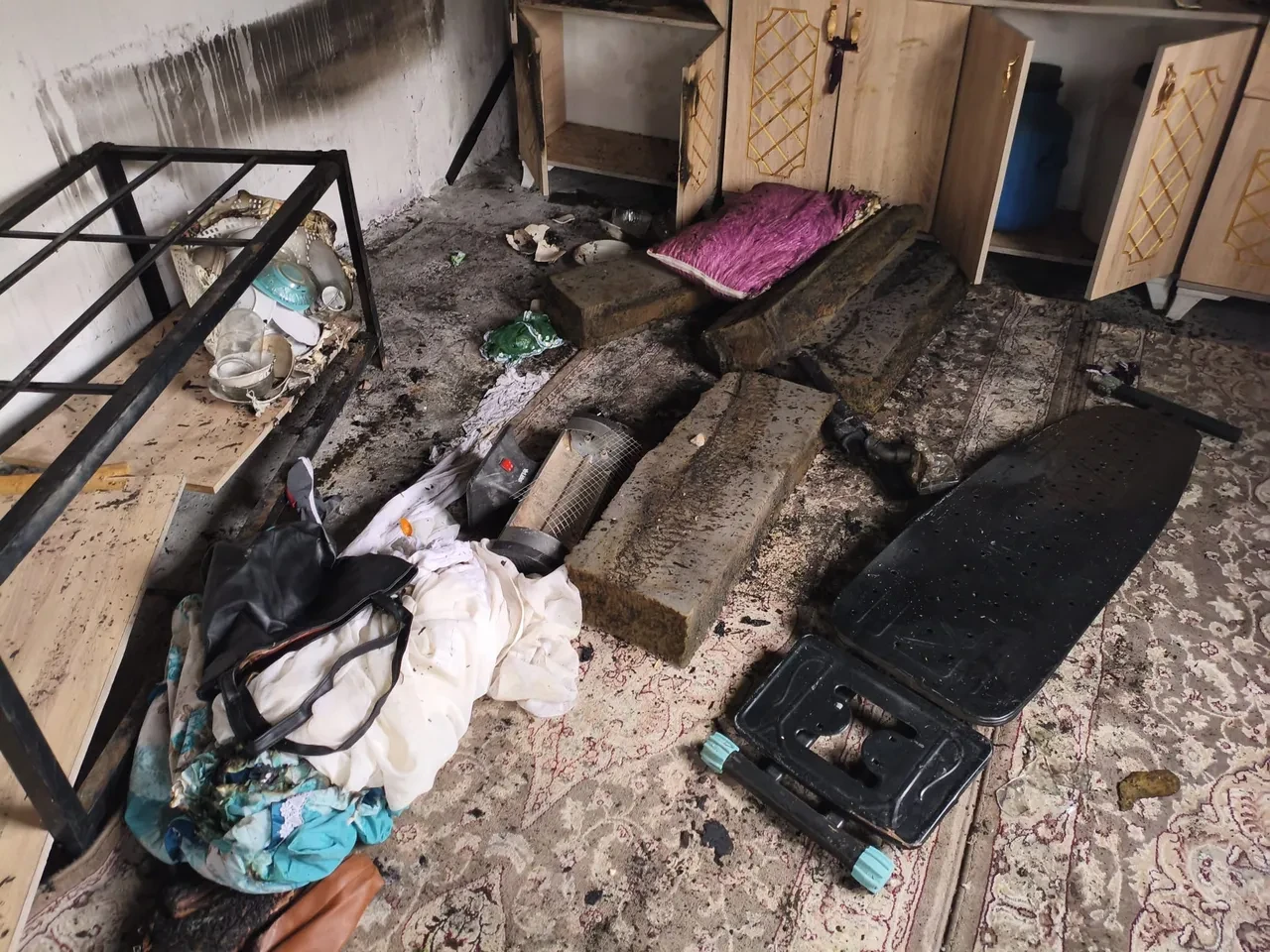 Şanlıurfa'da akılalmaz olay! Ev kendiliğinden alev alev yanıyor: Kimse çözüm bulamıyor