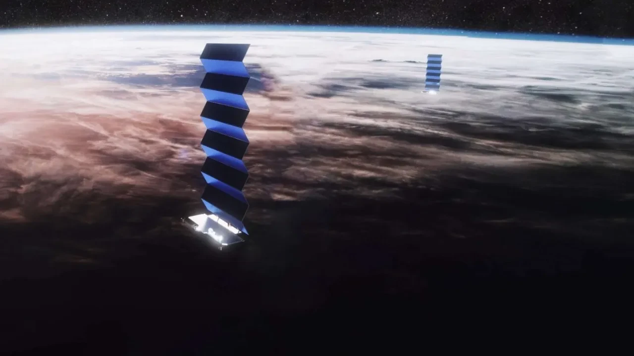 Uzayda korkutan yakınlaşma: Starlink uydusu ile Çin roketi çarpışmanın eşiğinden döndü