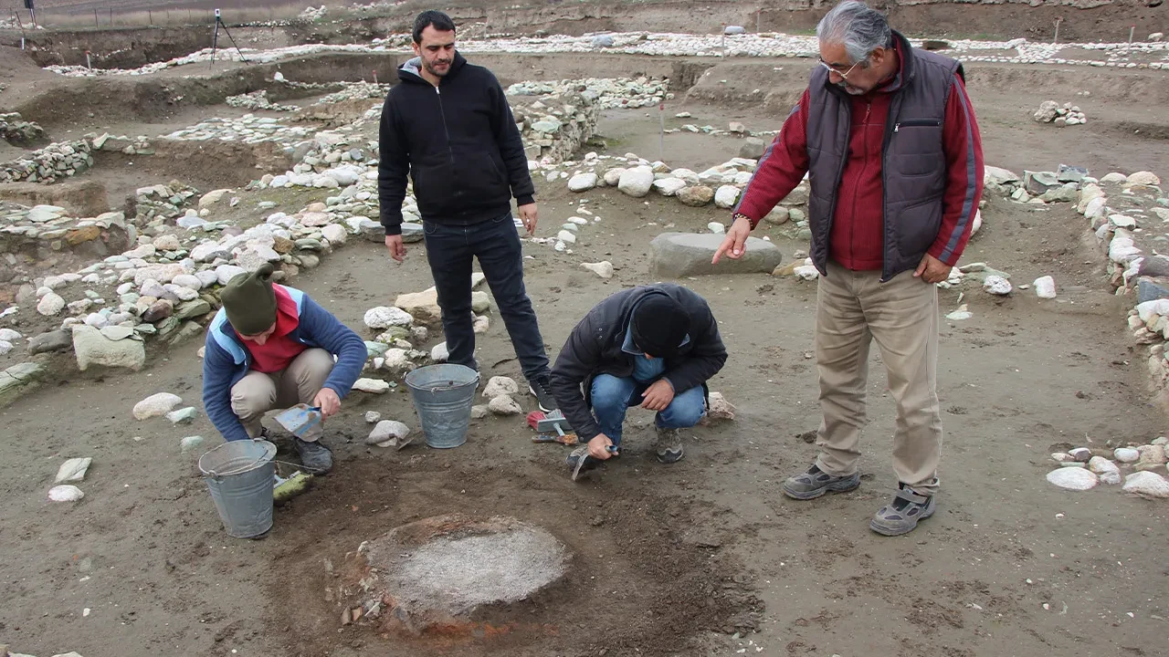 Amasya'da gün yüzüne çıkarıldı, tam 2600 yıllık! Tarihi keşiften görüntüler