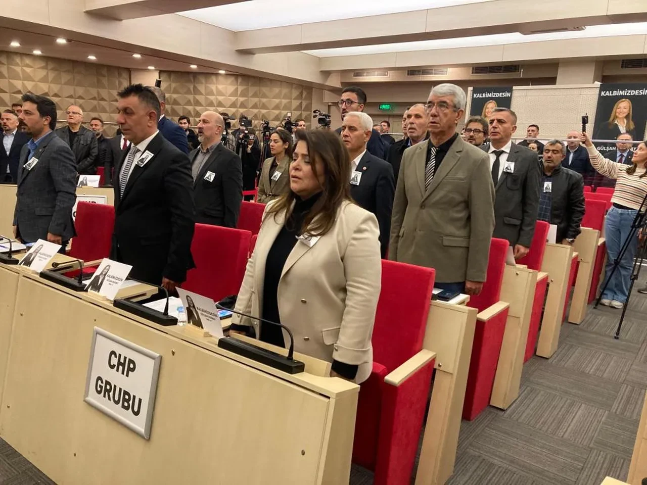 Gülşah Durbay'ın vefatı sonrası Şehzadeler Belediyesi'nin yeni başkanı Hakan Şimşek oldu