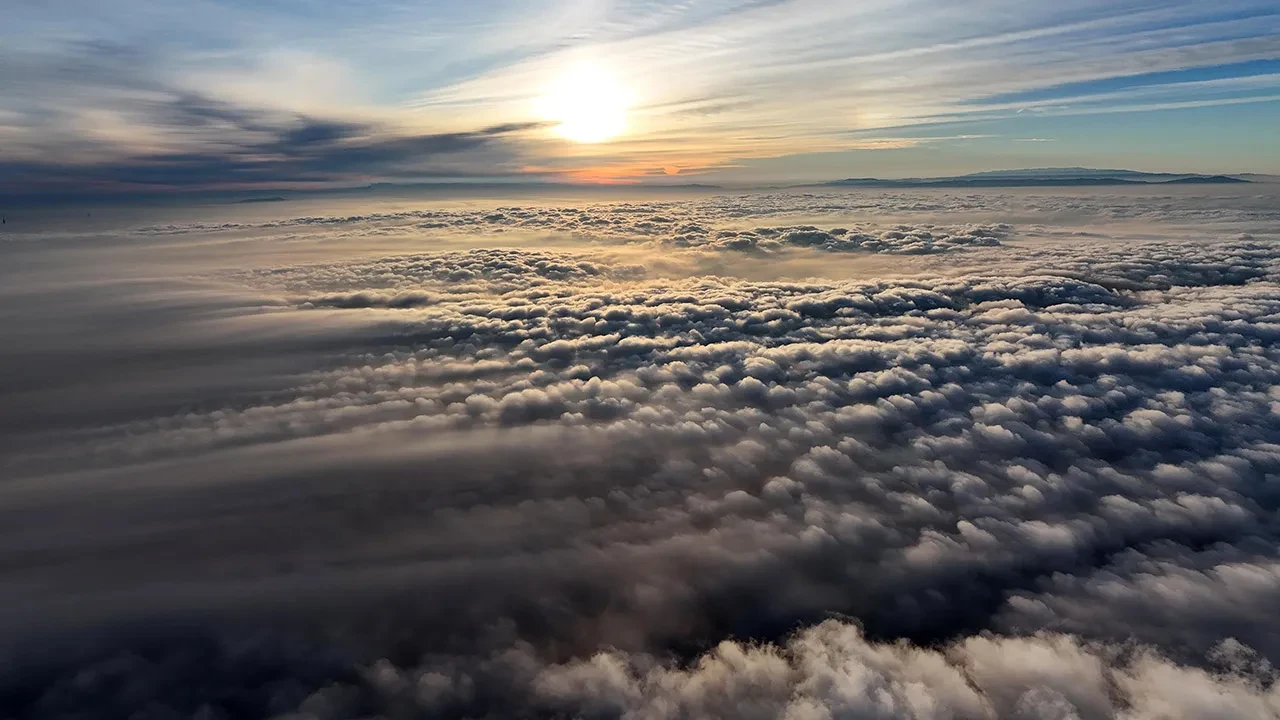 İstanbul sisle kaplandı, kartpostallık manzara mest etti