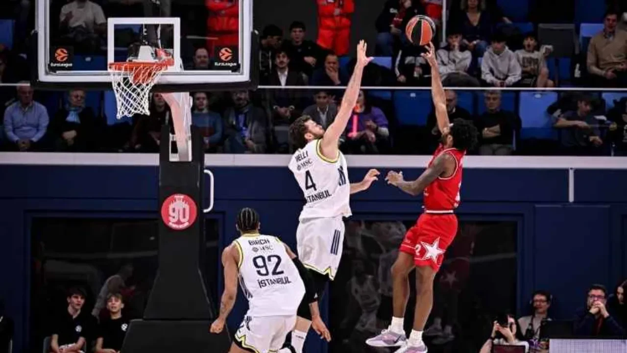 Olimpia Milano Fenerbahçe Beko maç skoru! Deplasmanda devirdi