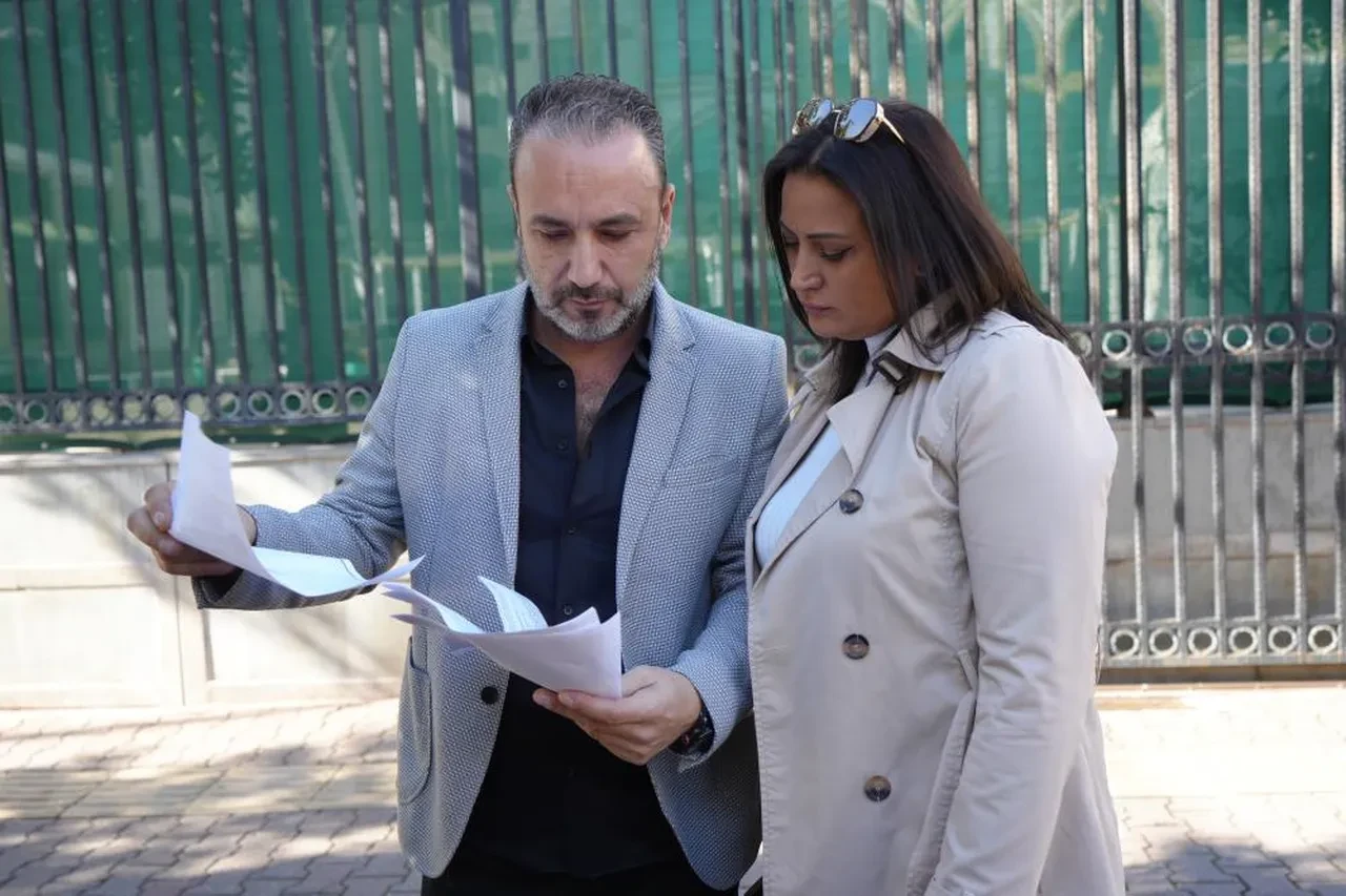 2B arsa vaadiyle 40 milyonluk dev vurgun! Herkesi soyup soğana çevirdiler